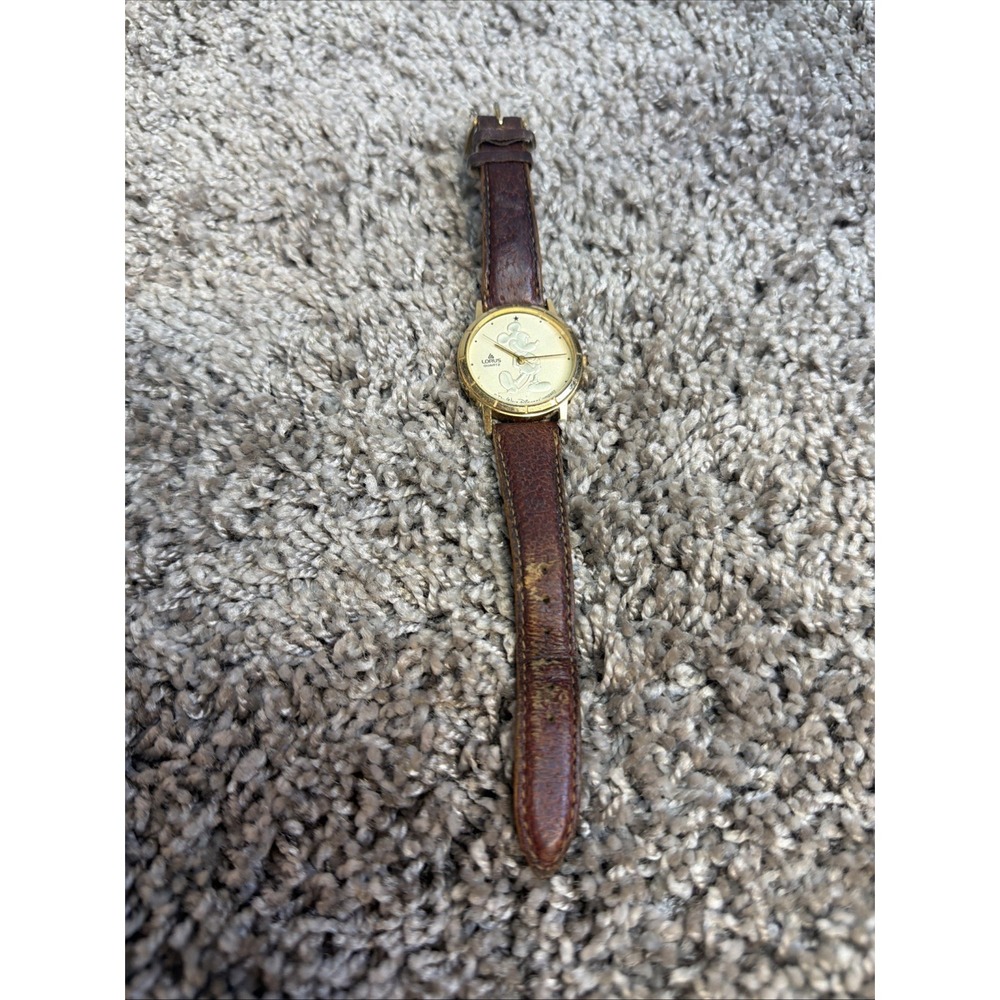 Vintage Mickey Mouse Watch LORUS Japan Unisex Quartz Classic Disney Watch